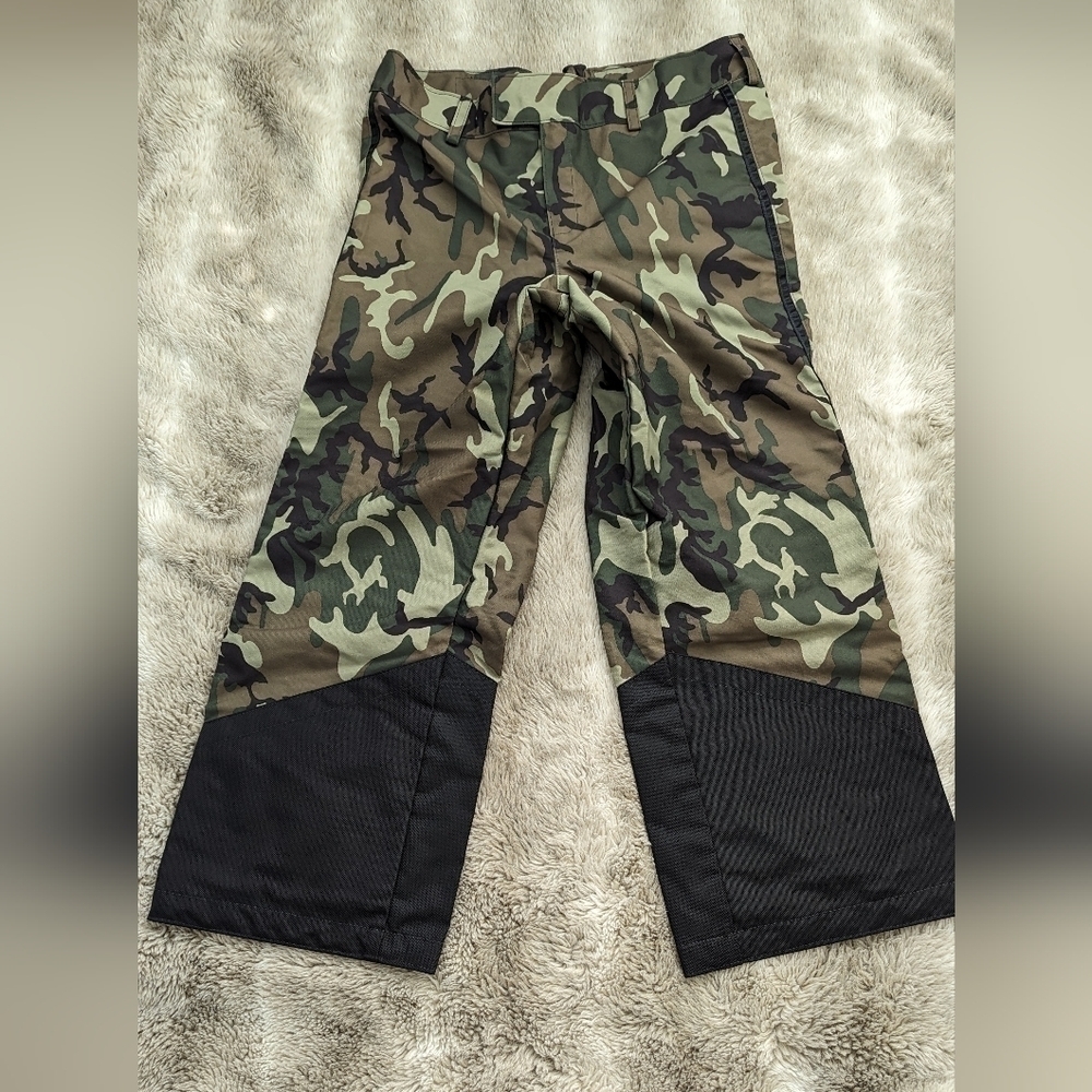 New GIRLYZ  Pants Size 20